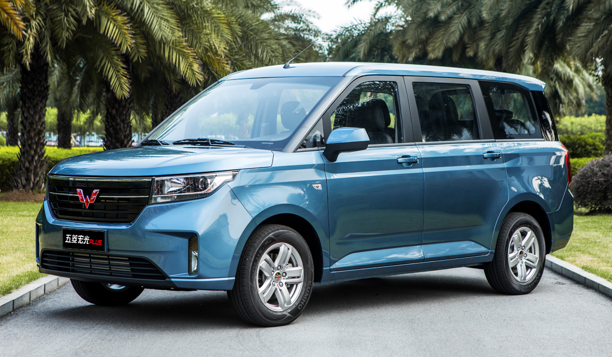 Китайский компактвэн Wuling Hongguang